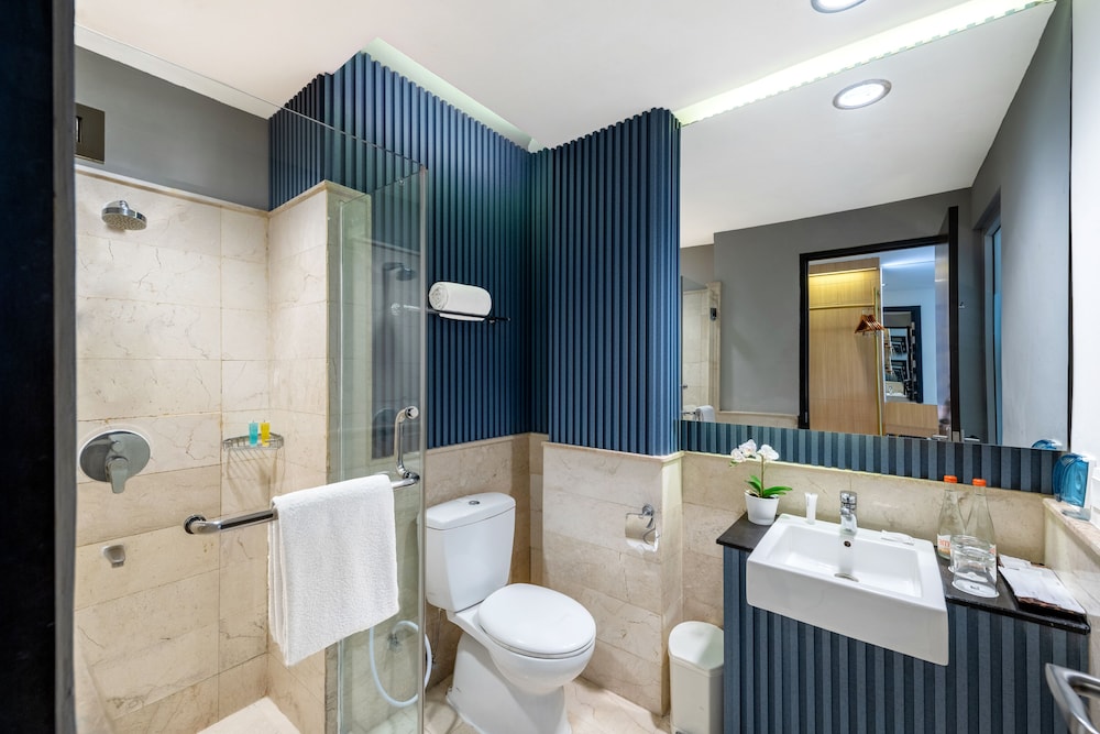 Oakwood Hotel and Apartments Taman Mini Jakarta 56/57