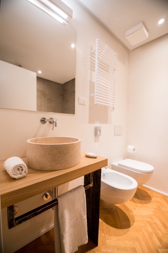 Relais Luce Florence 51/52