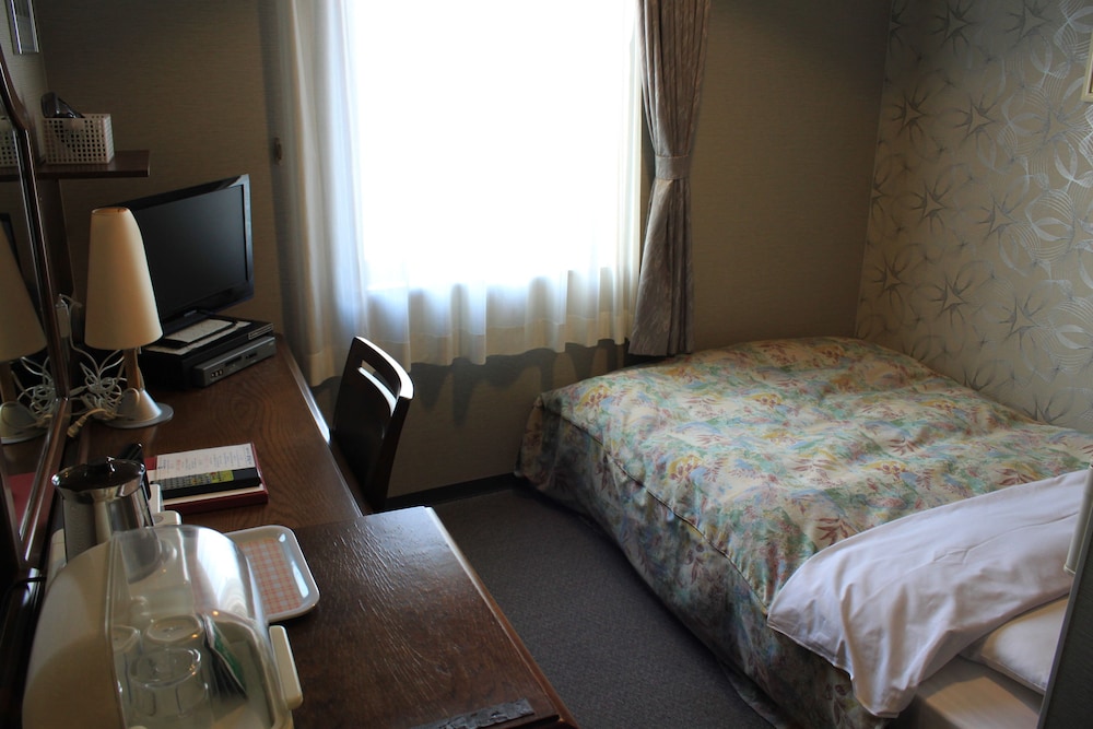 SEASIDE HOTEL KAMOME 11/67