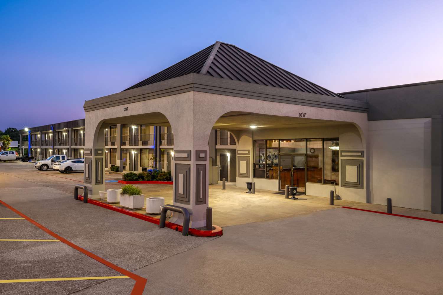 Super 8 By Wyndham Longview/North 35/42