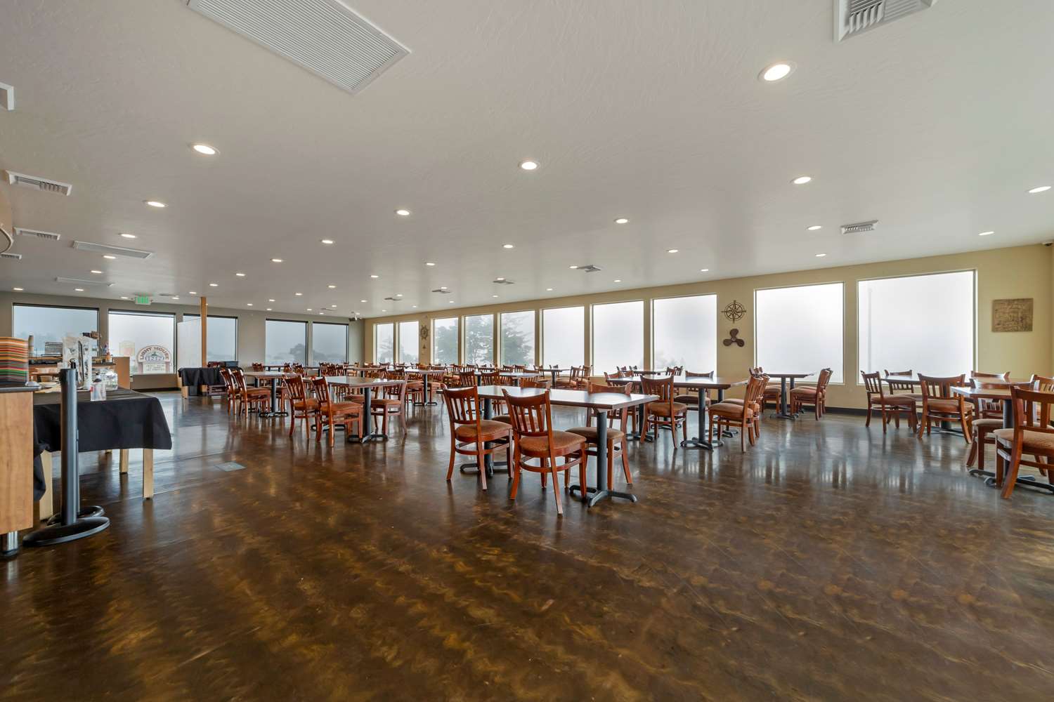Best Western Plus Northwoods Inn 68/80
