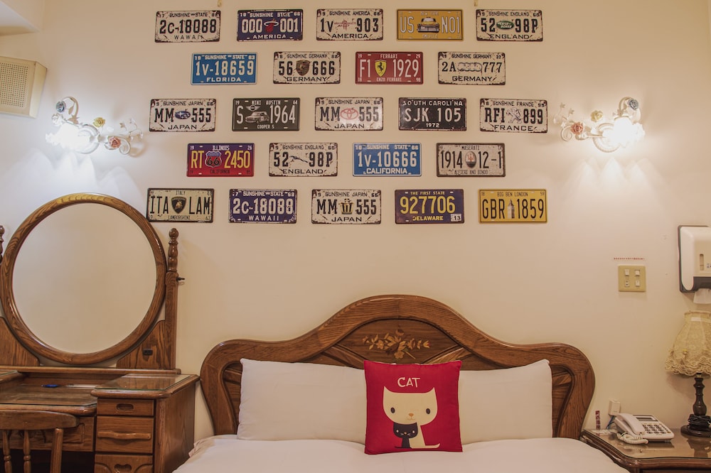 Shih Liang Hotel 10/50