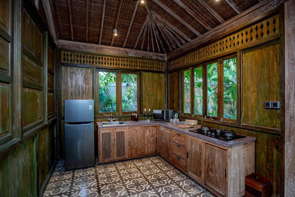 Arya Villas Ubud 25/50