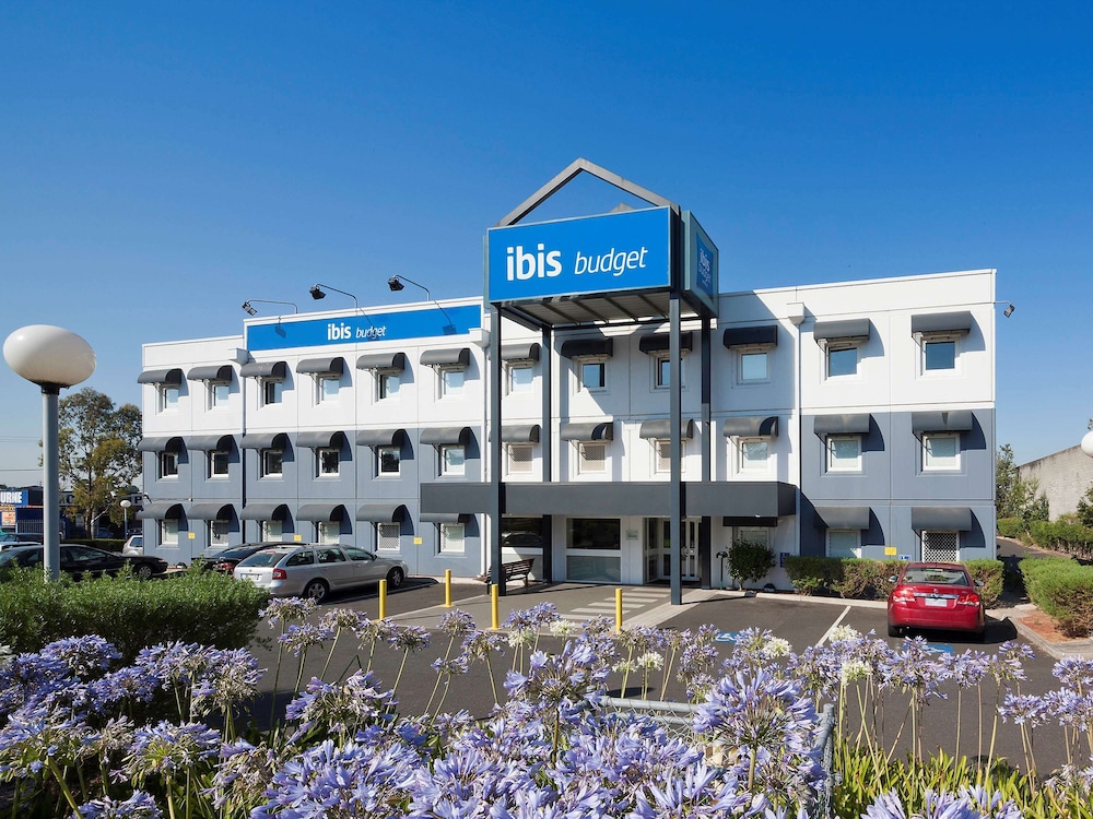 Ibis Budget Dandenong 1/65