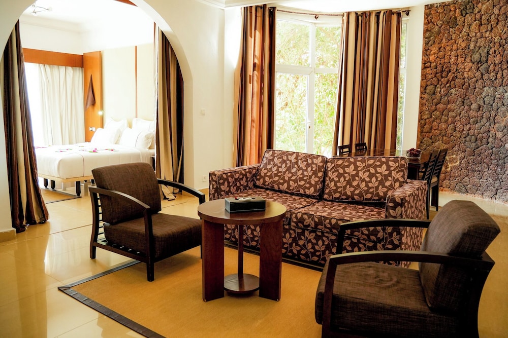 Iris Hotel Ressort Space et Resort 25/50
