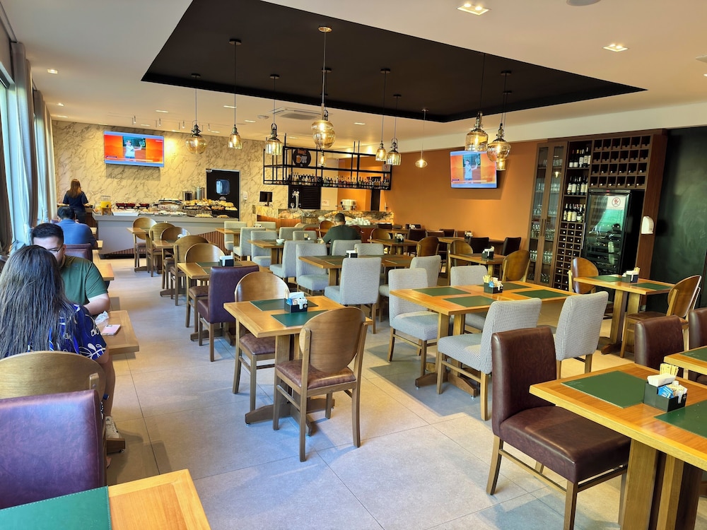 HOTEL GRAAL INN MAIRIPORA 24/36