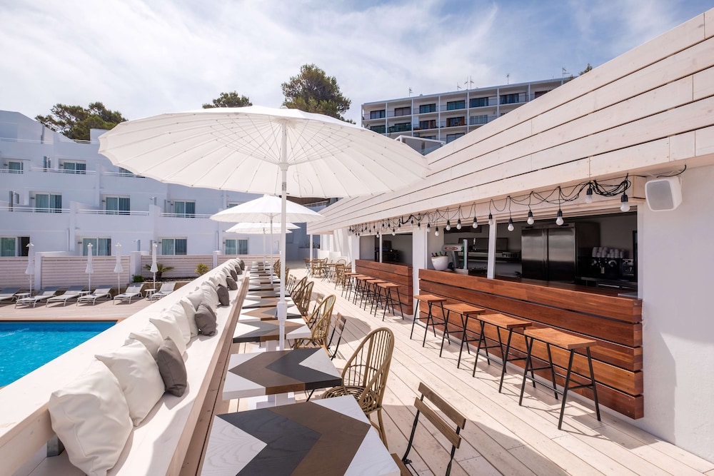 Barcelo Portinatx - Adults Only 8/67