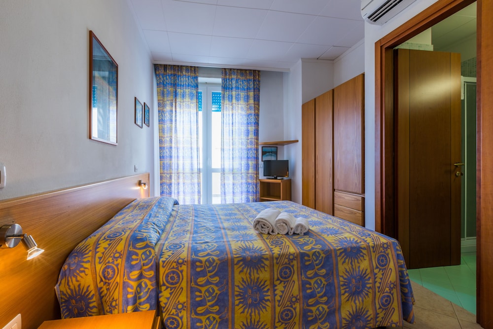 Hotel Stella Marina 24/50