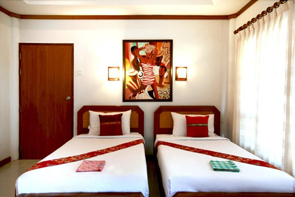 Lipa Lodge Beach Resort 9/43