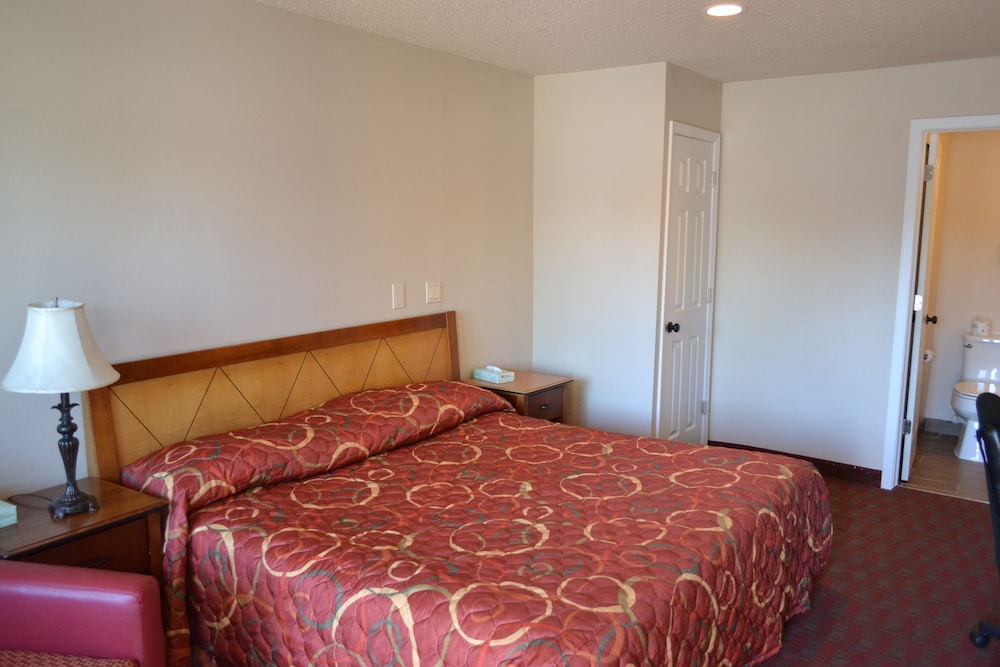 Skyway Inn SeaTac 31/58