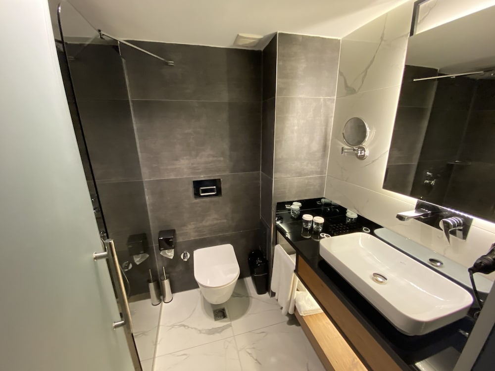 Afflon Loft City Hotel 47/50