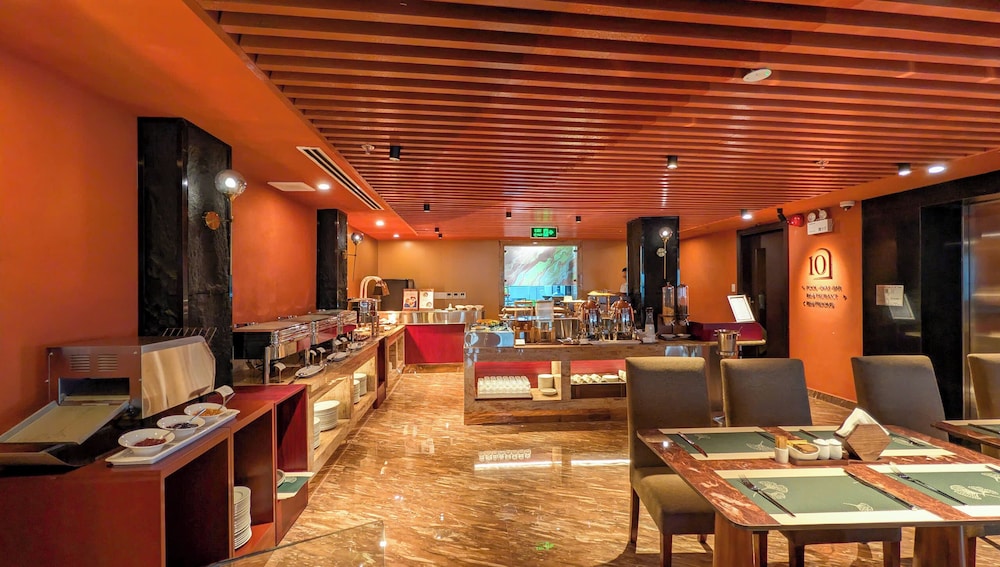 Kin Hotel Ly Tu Trong 32/49