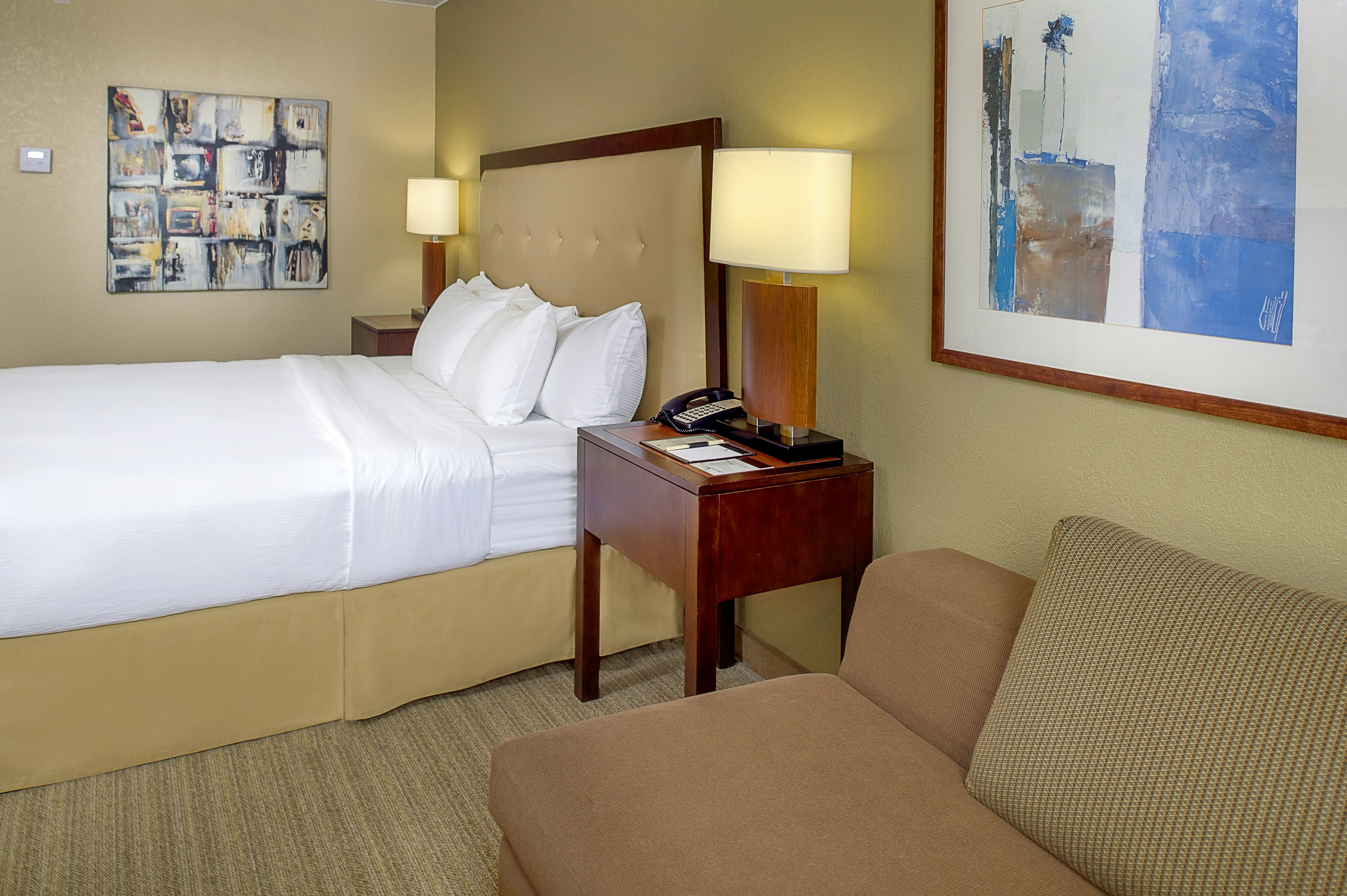 Doubletree By Hilton Hotel St Louis Westport 16/54
