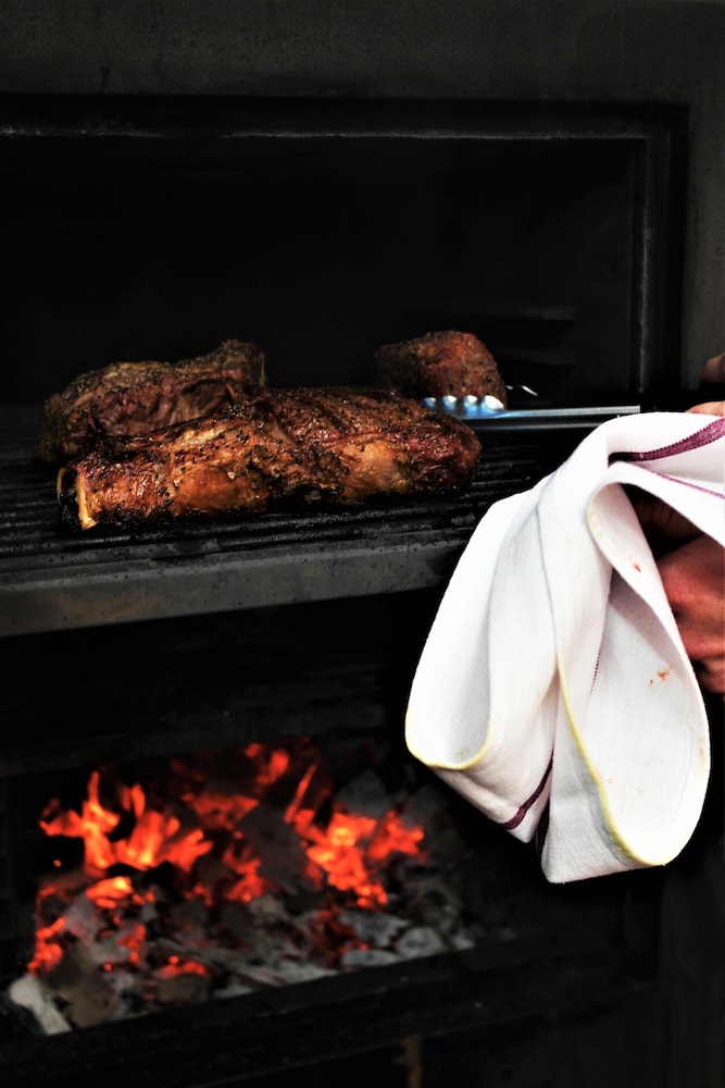 The Porterhouse Grill & Rooms 29/50