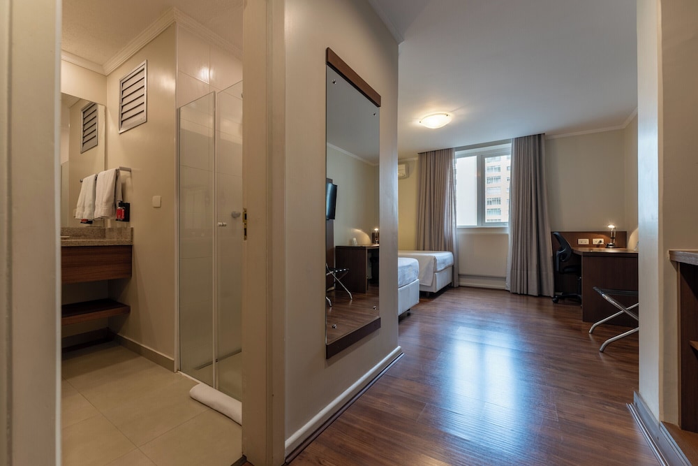 Hotel Deville Curitiba Batel (ex Hotel Deville Business Curitiba) 22/45