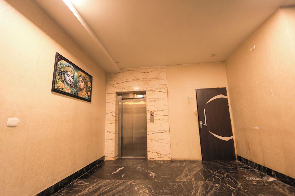 Hotel Krishnam 28/50