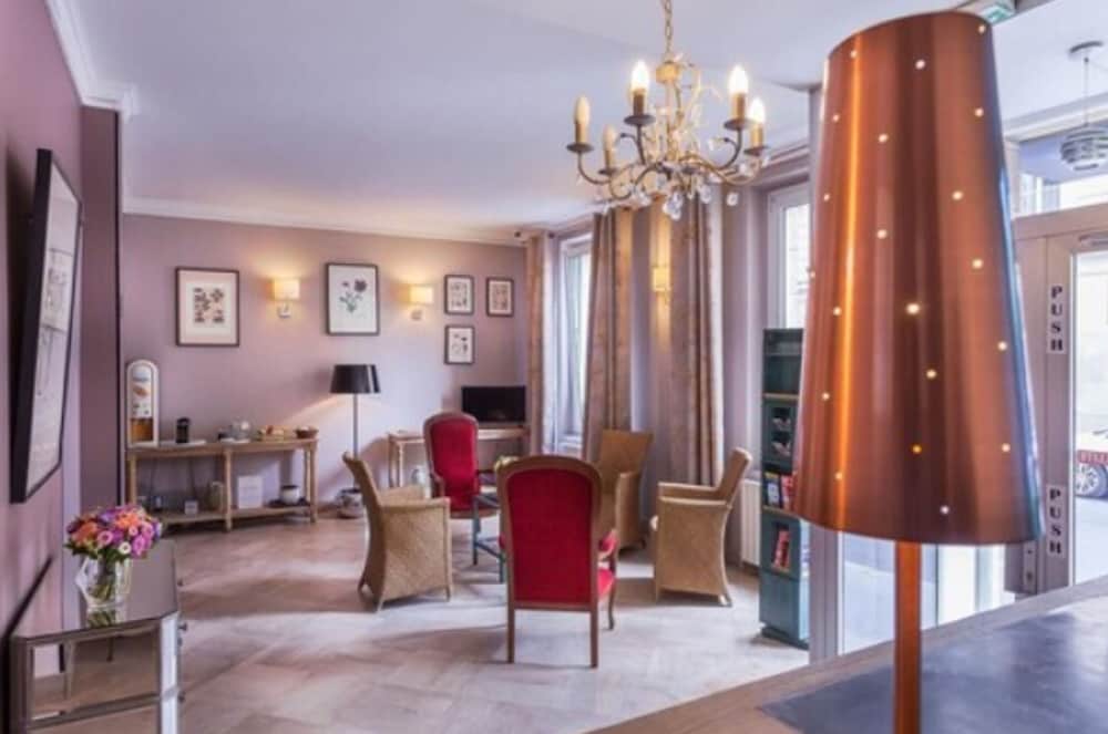 Parc Hotel Paris 35/44