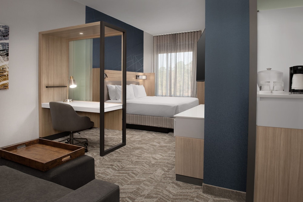 SpringHill Suites by Marriott Fayetteville I 95 41/42