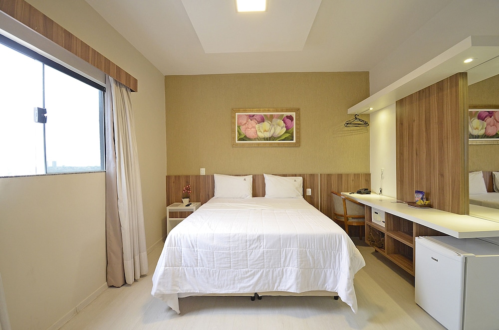 BUSINESS PARK HOTEL 11/69