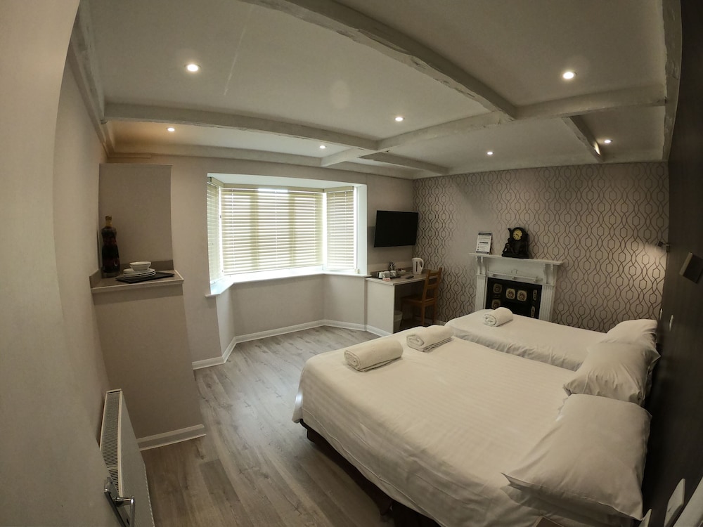 Debden Guest House 21/50