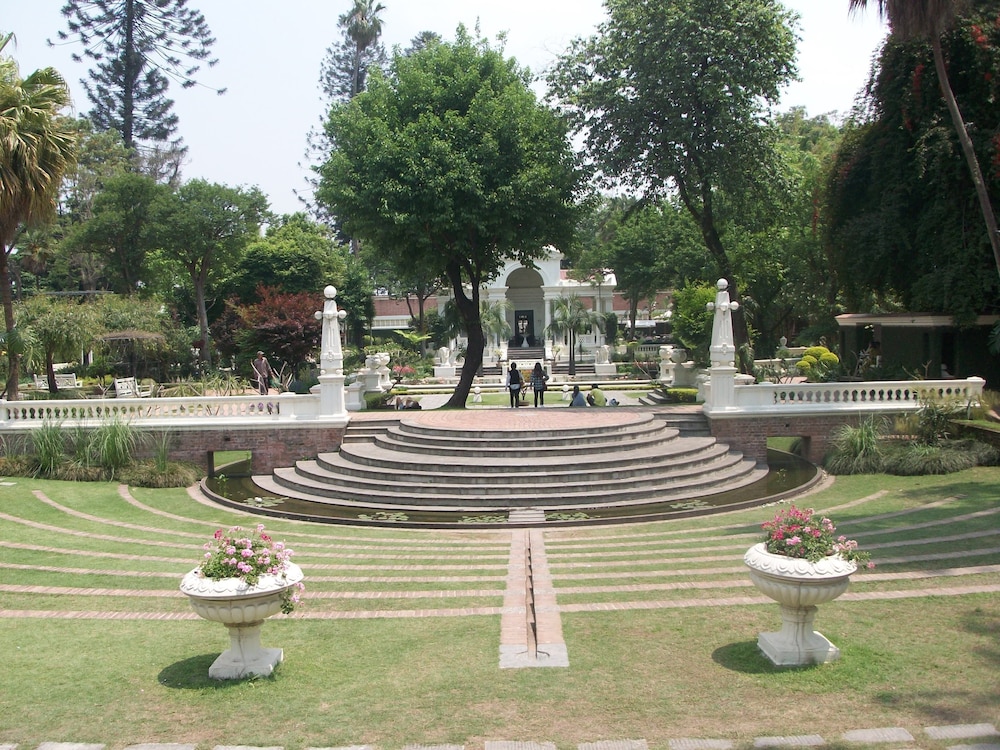 Kathmandu Grand Hotel 43/48