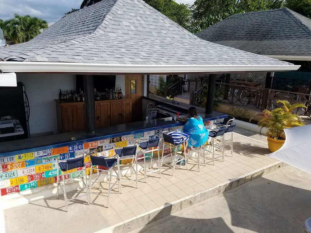 White Sands Negril in NEGRIL
