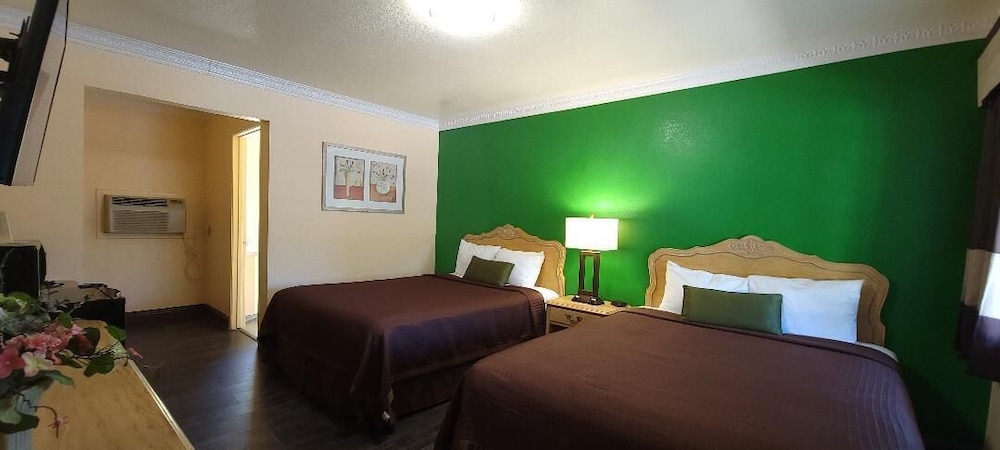 LAKEVIEW INN LUCERNE 12/66