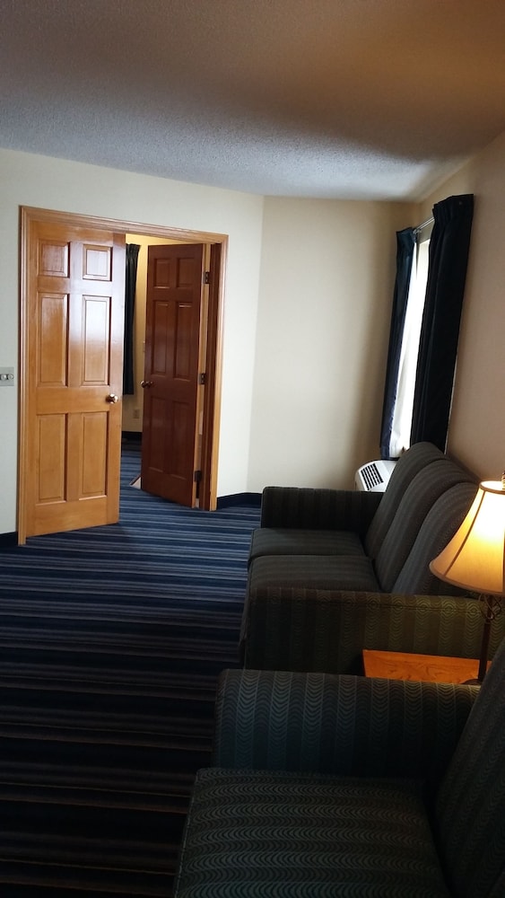 Days Inn by Wyndham Johnson Creek 19/33