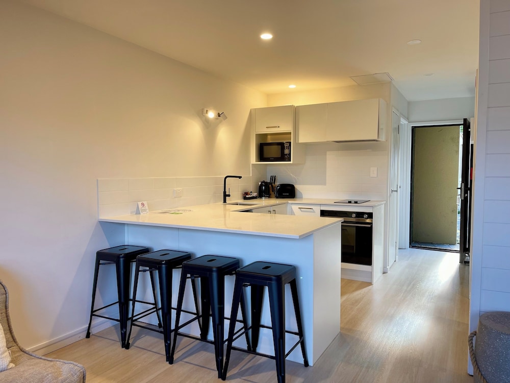 Pacific Harbour Villas(FORMERLY Pacific Harbour Lodge) 48/66