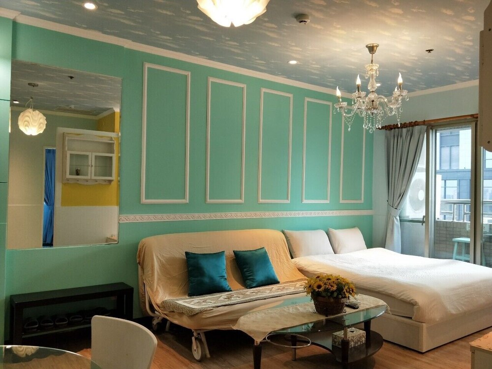MB Hotel 19/38