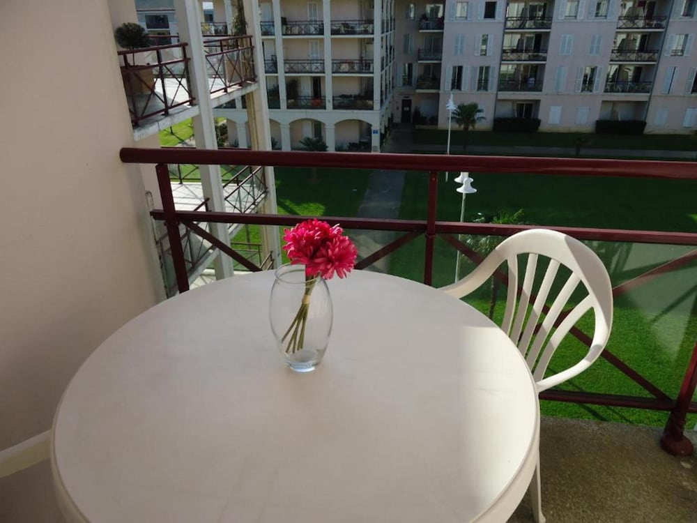 Residences de Bougainville 38/67