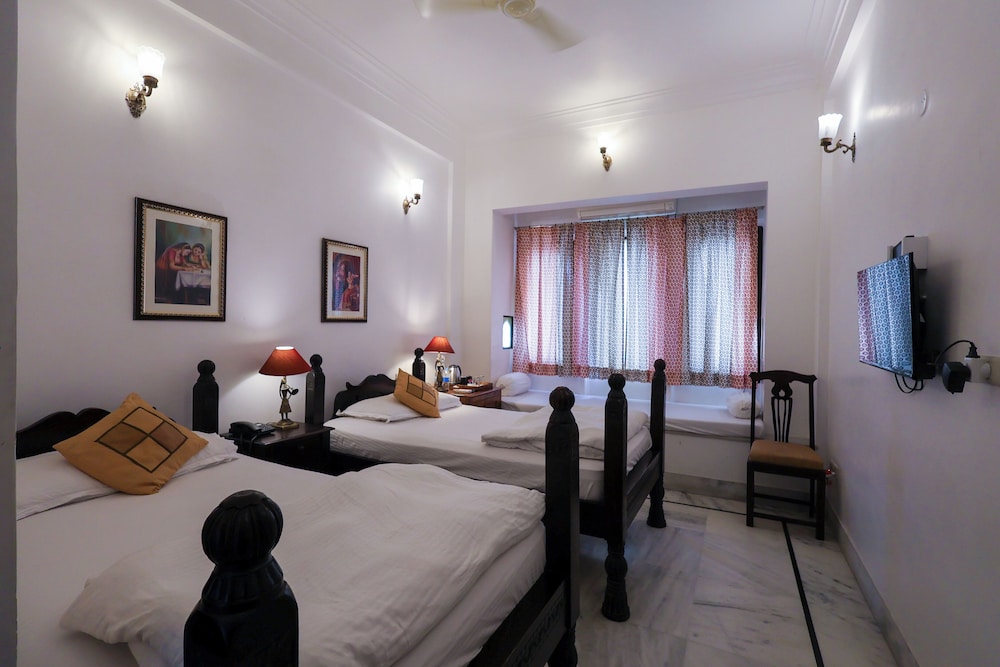 KOTRA HAVELI 14/50