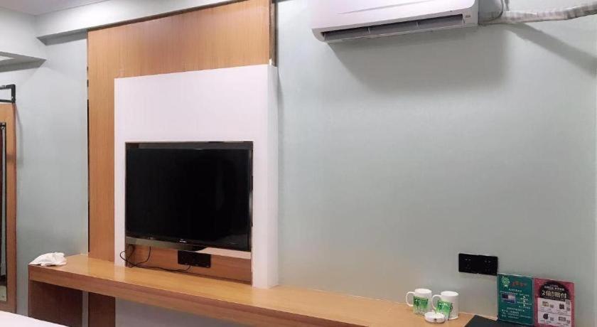 GreenTree Inn Chongqing Longhu Times Tianjie Xietaizi Subway Station Hotel 34/50