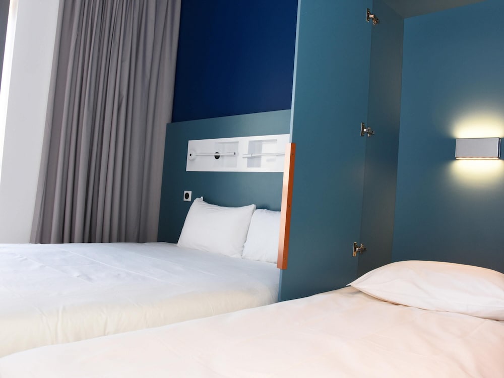 ibis budget Langres 23/52