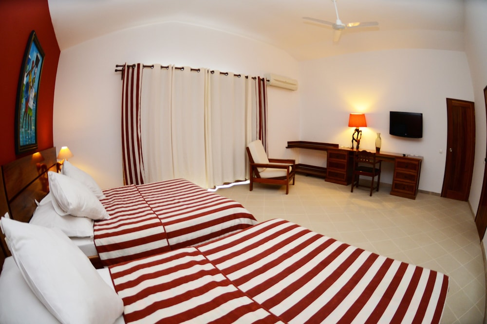 Odjo D Agua Hotel 10/35