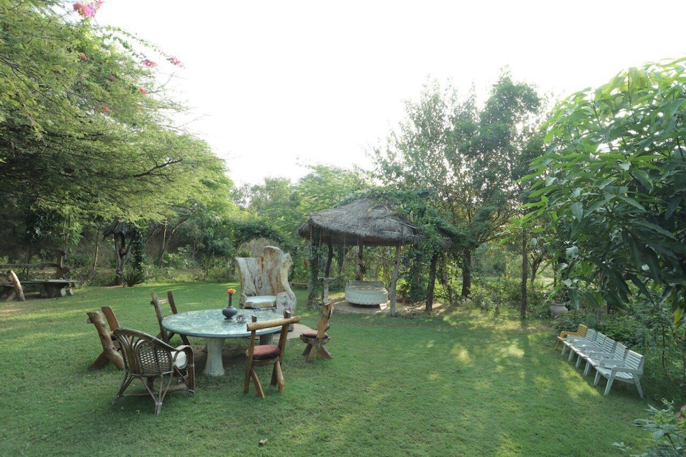 Lohagarh Fort Resort 86/91