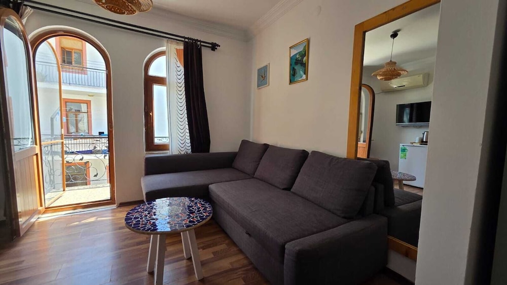 Paydos Pansiyon 27/50