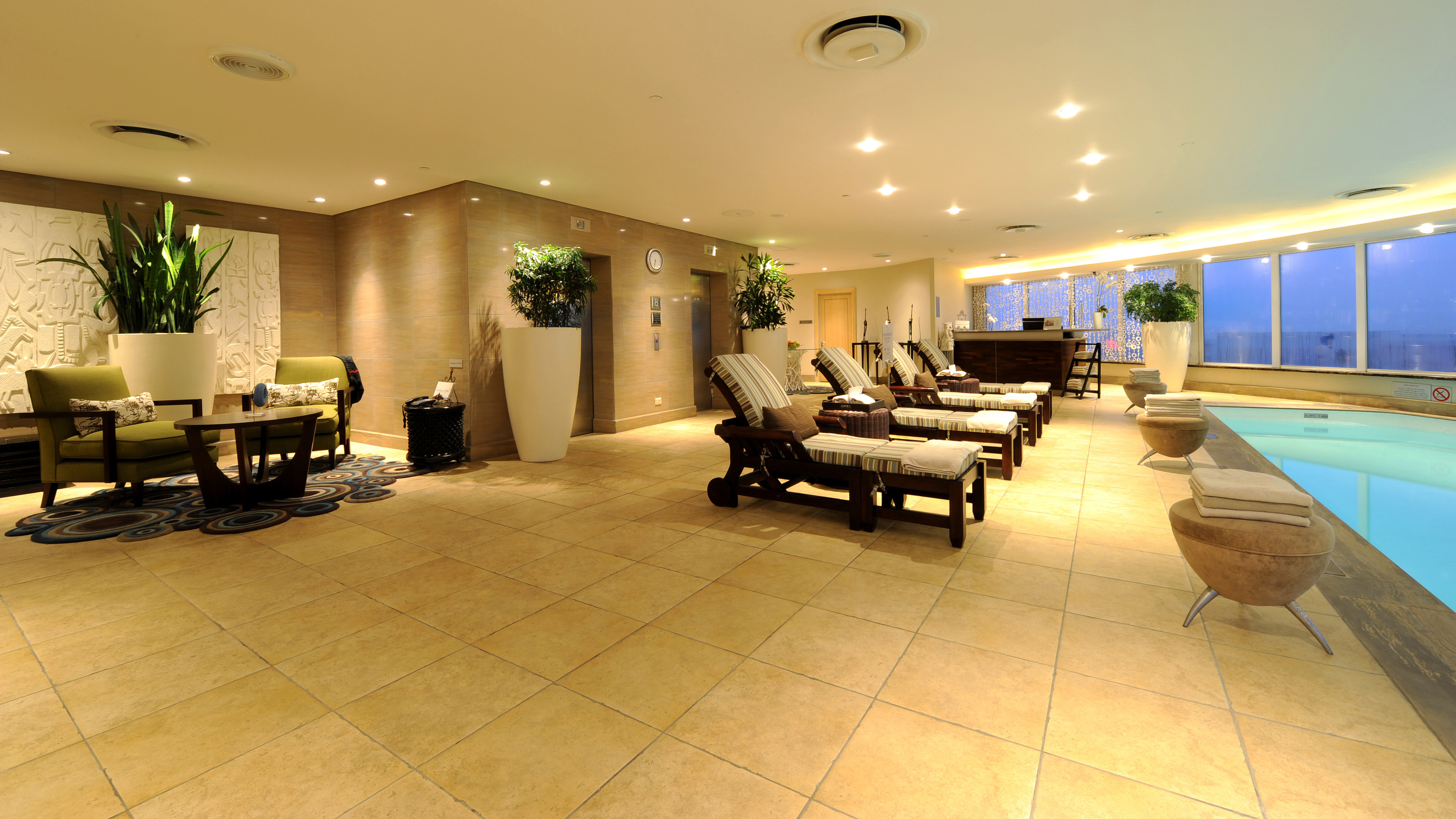 Intercontinental Johannesburg O R Tambo Airport 15/45