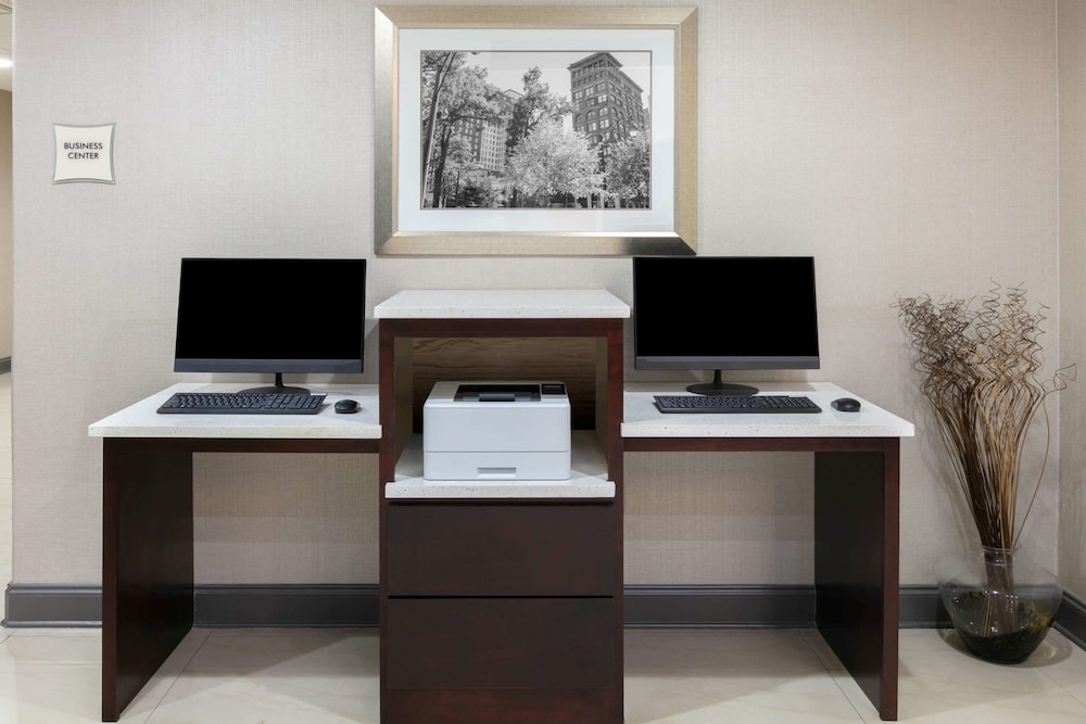 La Quinta Inn & Suites by Wyndham Horn Lake / Southaven Area 42/47