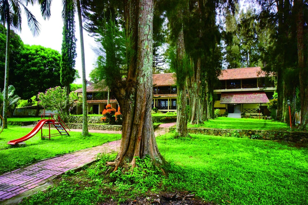 Pandu Lakeside Hotel Tuktuk 35/51