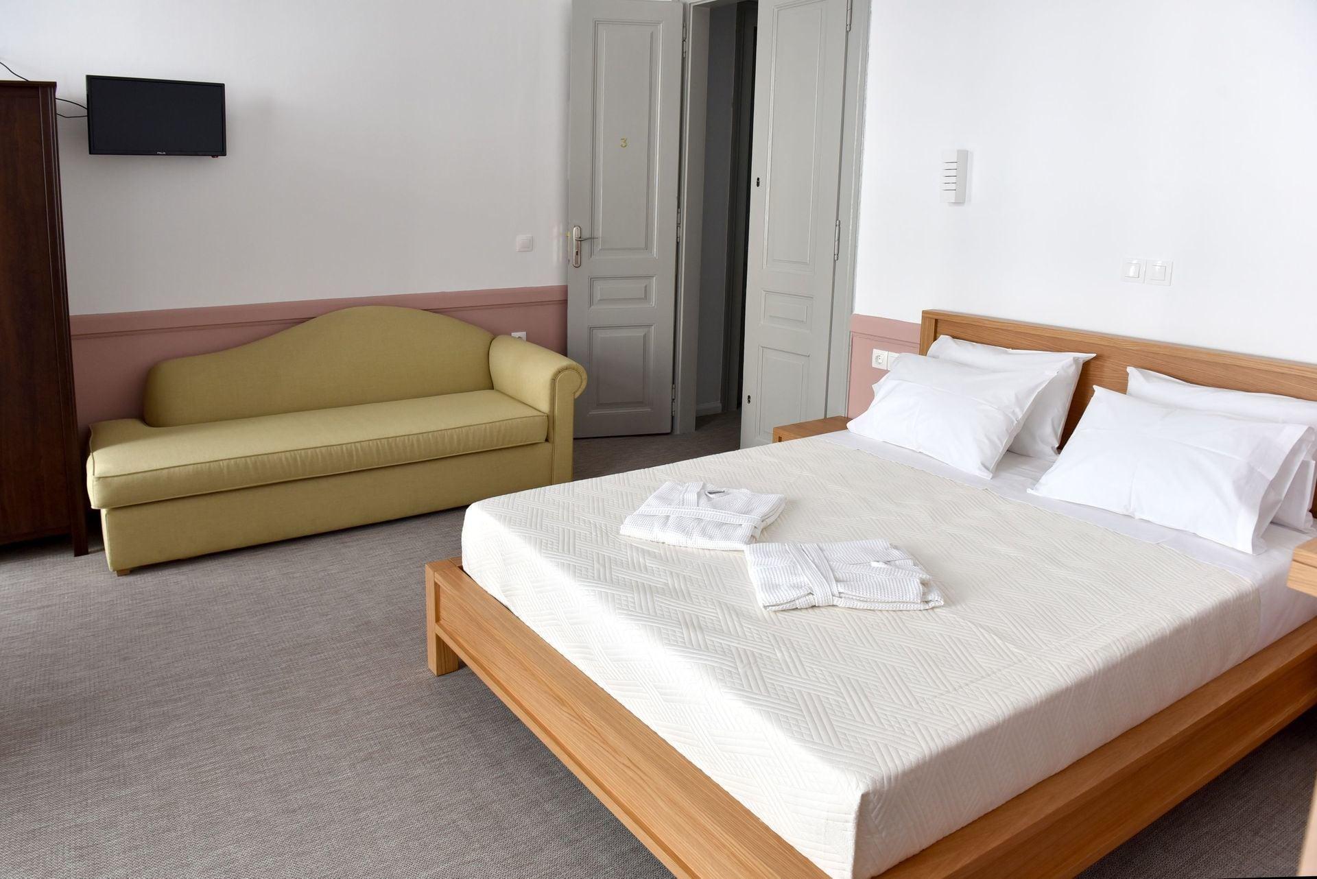Douskos Guesthouse 6/49
