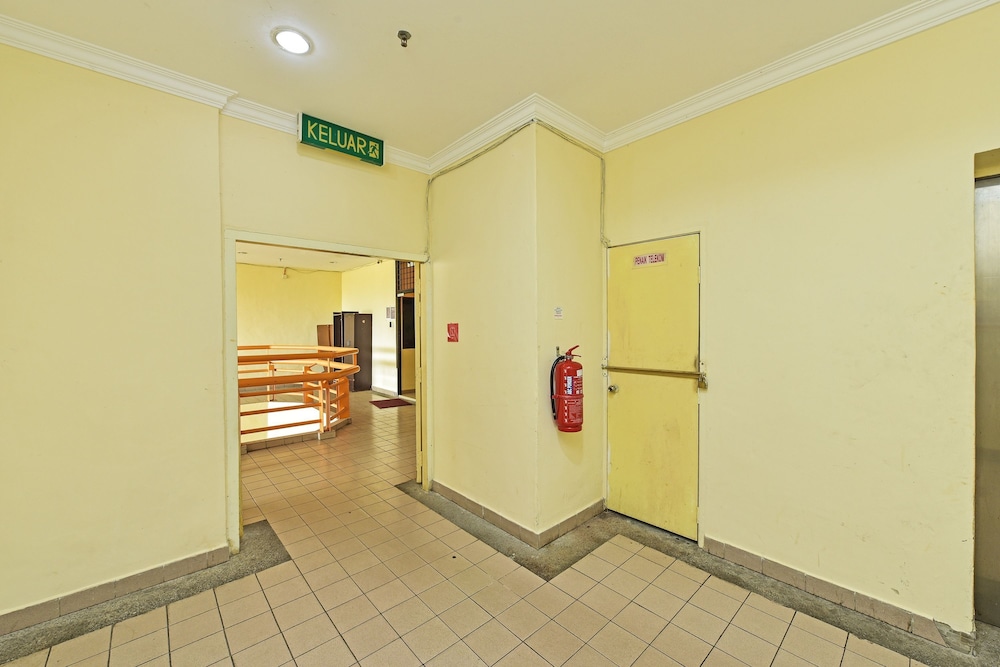 OYO 43933 Ferringhi Stay Iinn 57/57