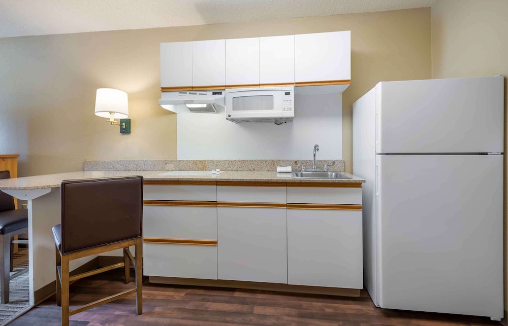 Extended Stay America - Woodbridge - Newark 41/50