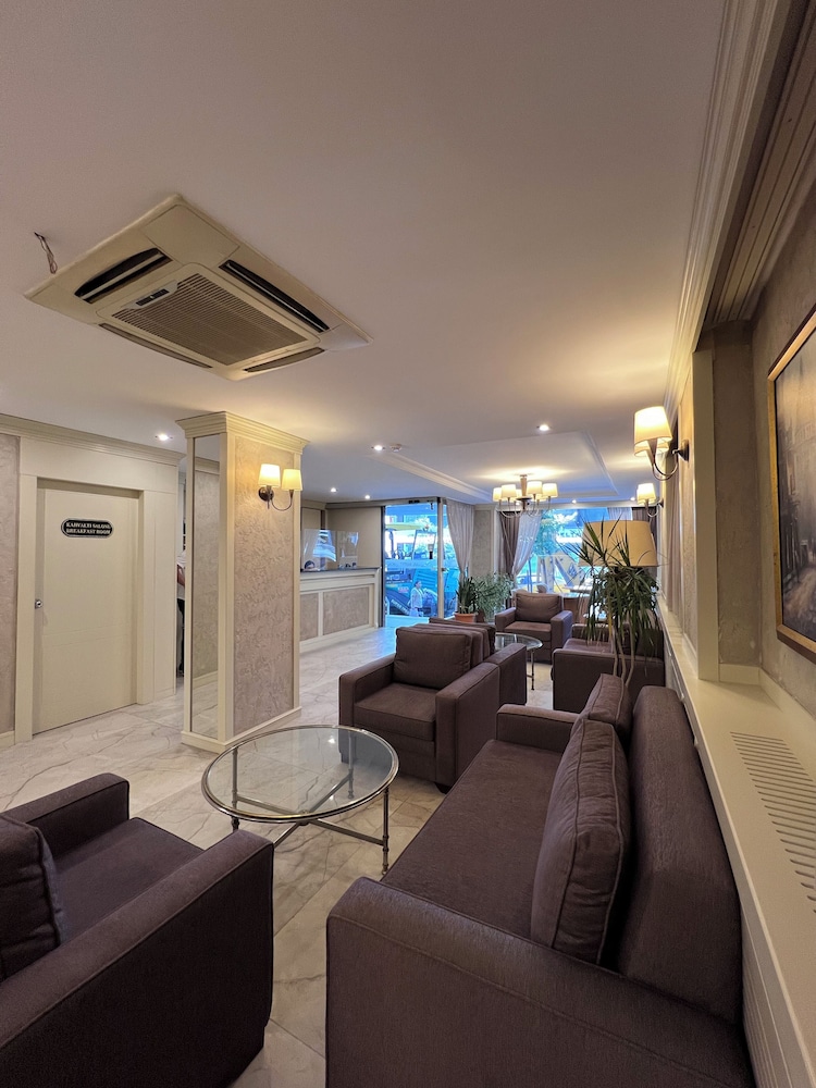 Gul Hotel 32/46