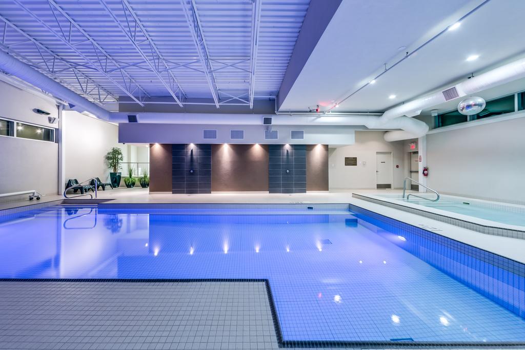 Heritage Inn Hotel & Convention Centre 13/24