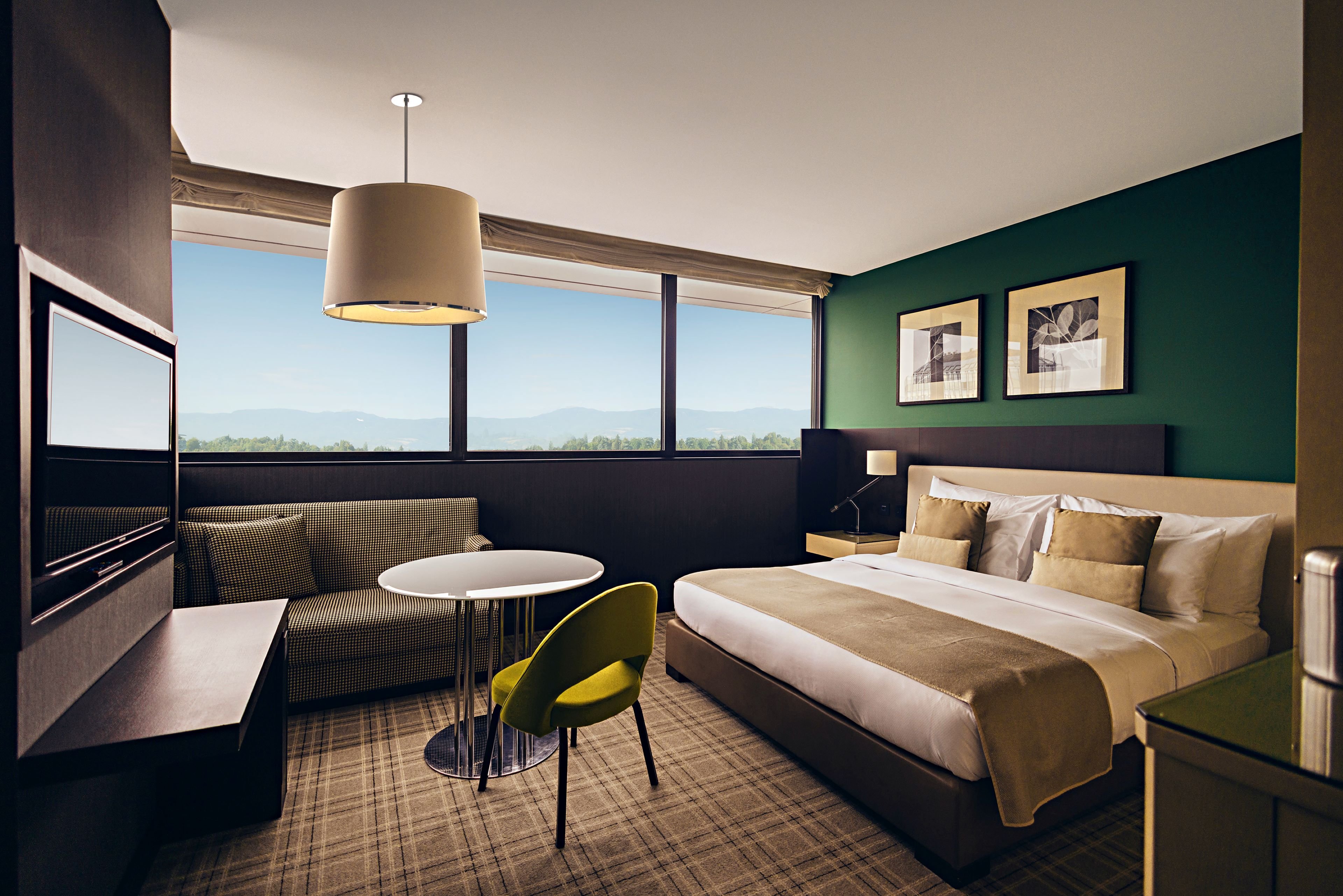 Crowne Plaza Geneva 15/82