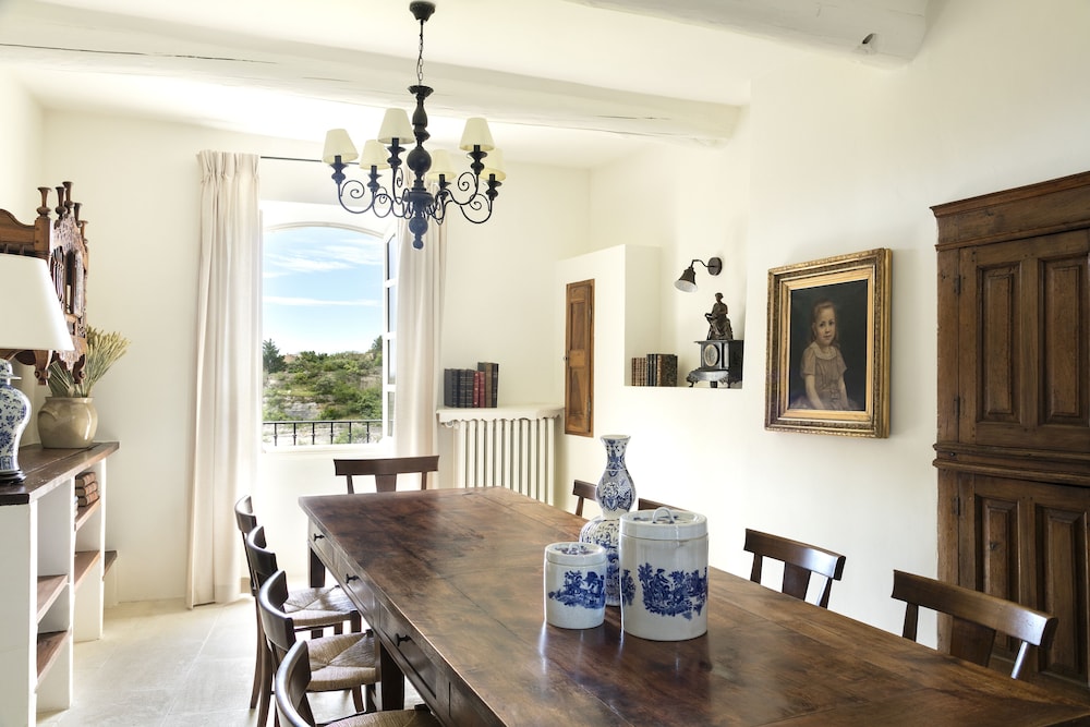 Airelles Gordes, La Bastide 56/81