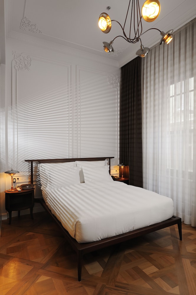 Georges Hotel Galata 47/74