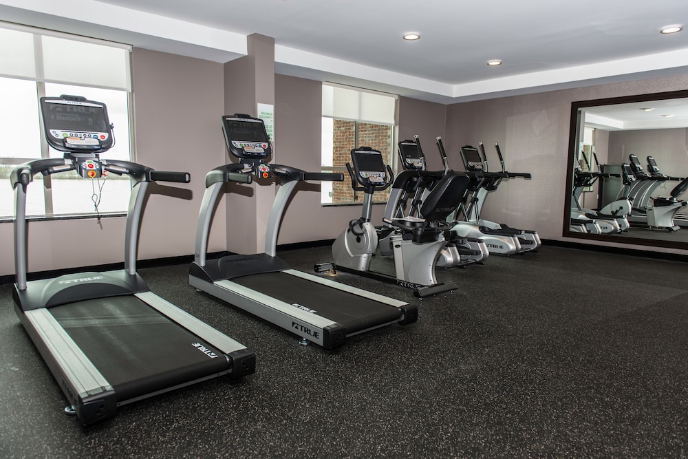 Holiday Inn Paducah Riverfront 34/78