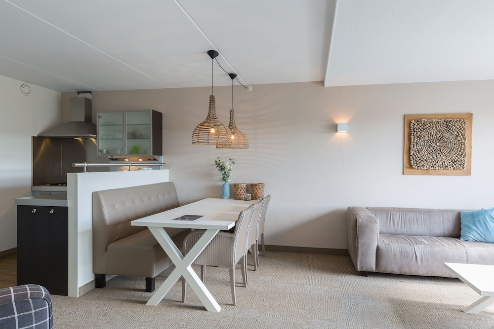 WESTCORD STRANDHOTEL SEEDUYN 48/69